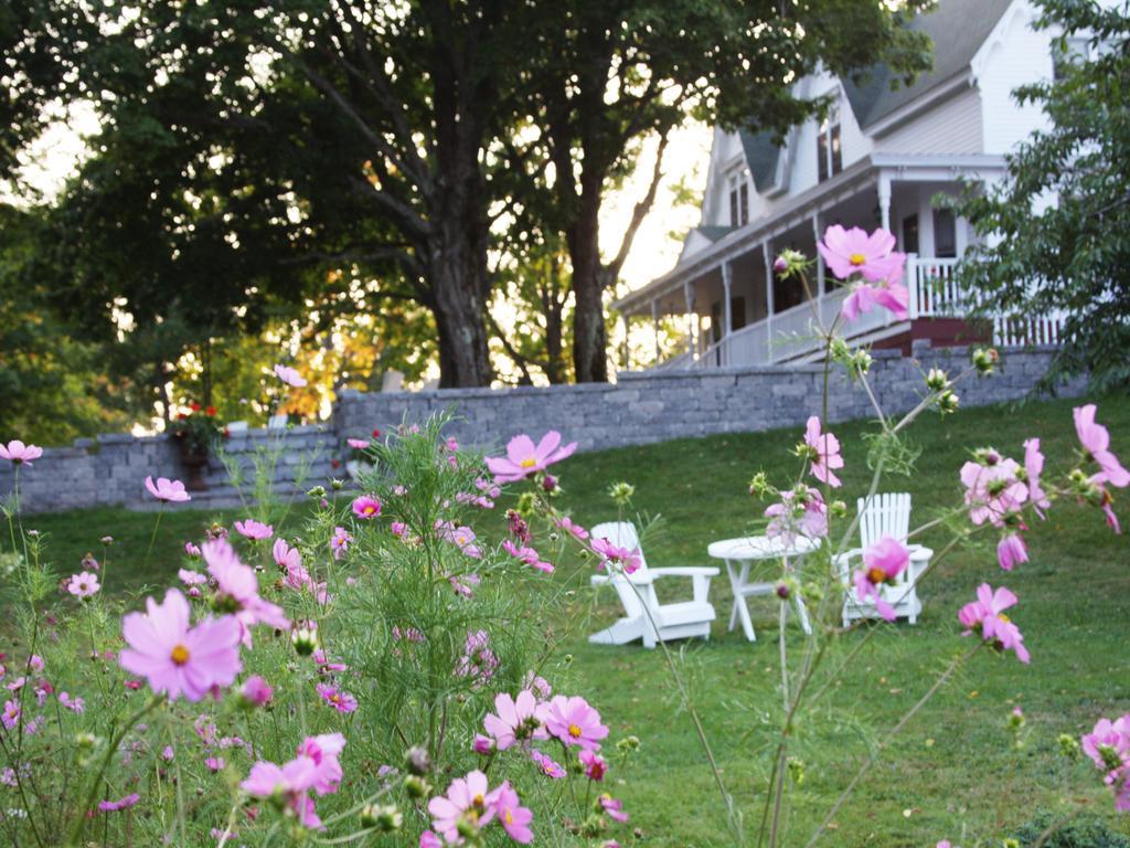 Gillespie House Inn Parrsboro Exterior photo